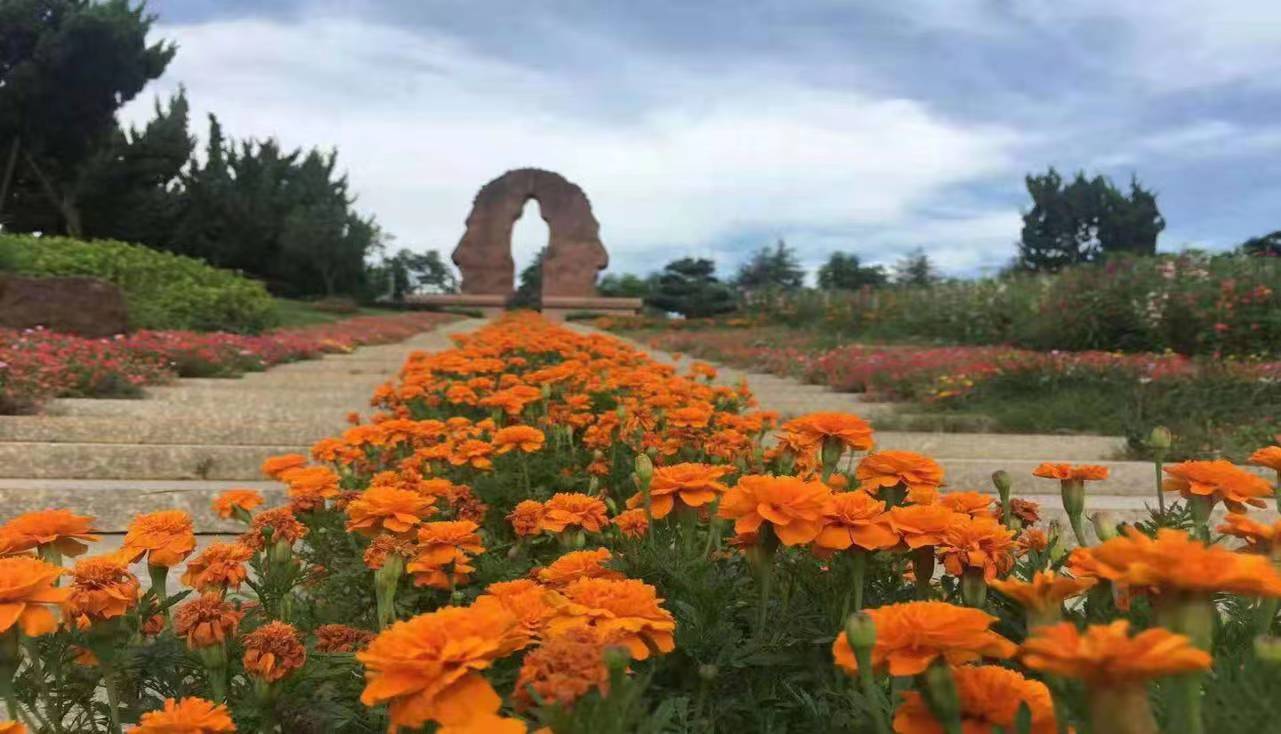 八叠山陵园